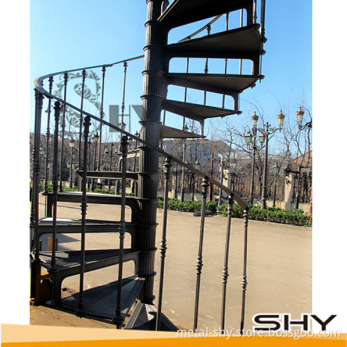 Indoor/Outdoor iron spiral stair